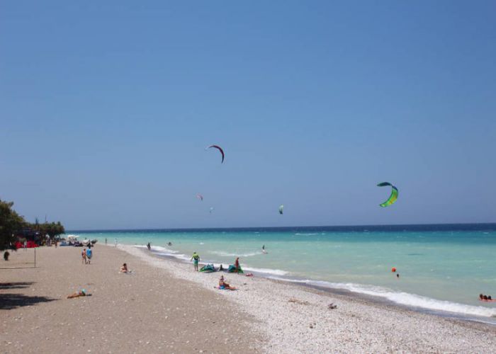 kremasti beach travelstyle.gr