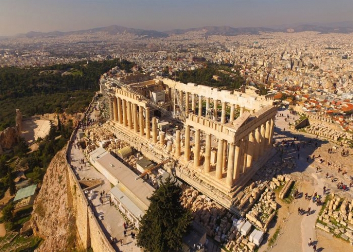 Arial view of the Acropolis, Athens - credits: Aerial-motion/Shutterstock.com