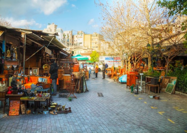 Flea market in Athens - credits: photo.ua/Shutterstock.com